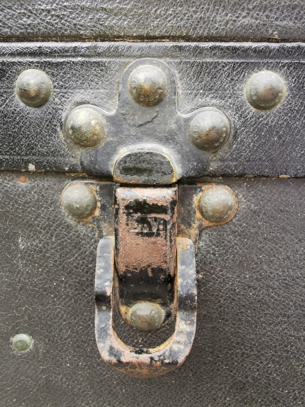 Gros plan sur une des fermetures