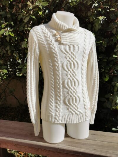 Présenté au jardin sur mannequin